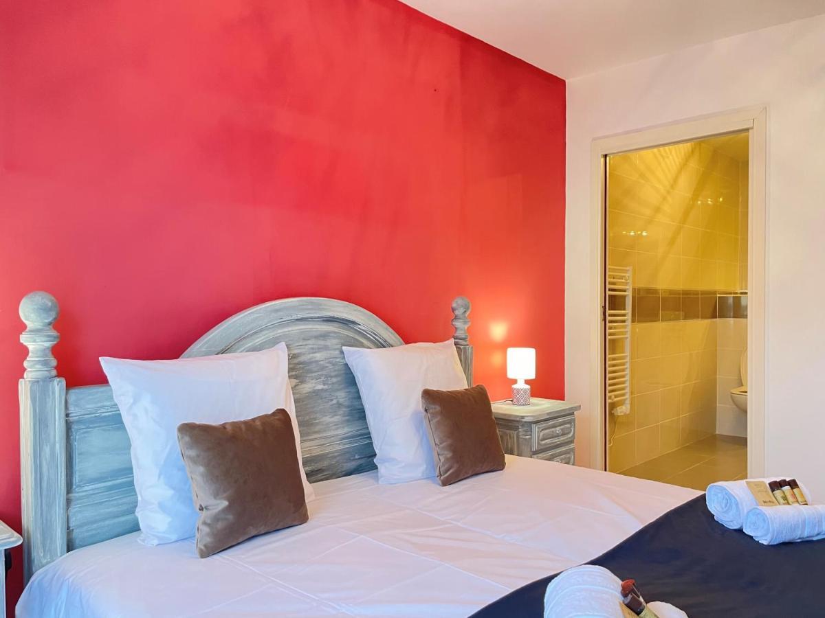 Tres Bel Appartement -Residence Avec Piscine Sur Le Toit Et Vue Panoramique Saint-Raphael  Luaran gambar