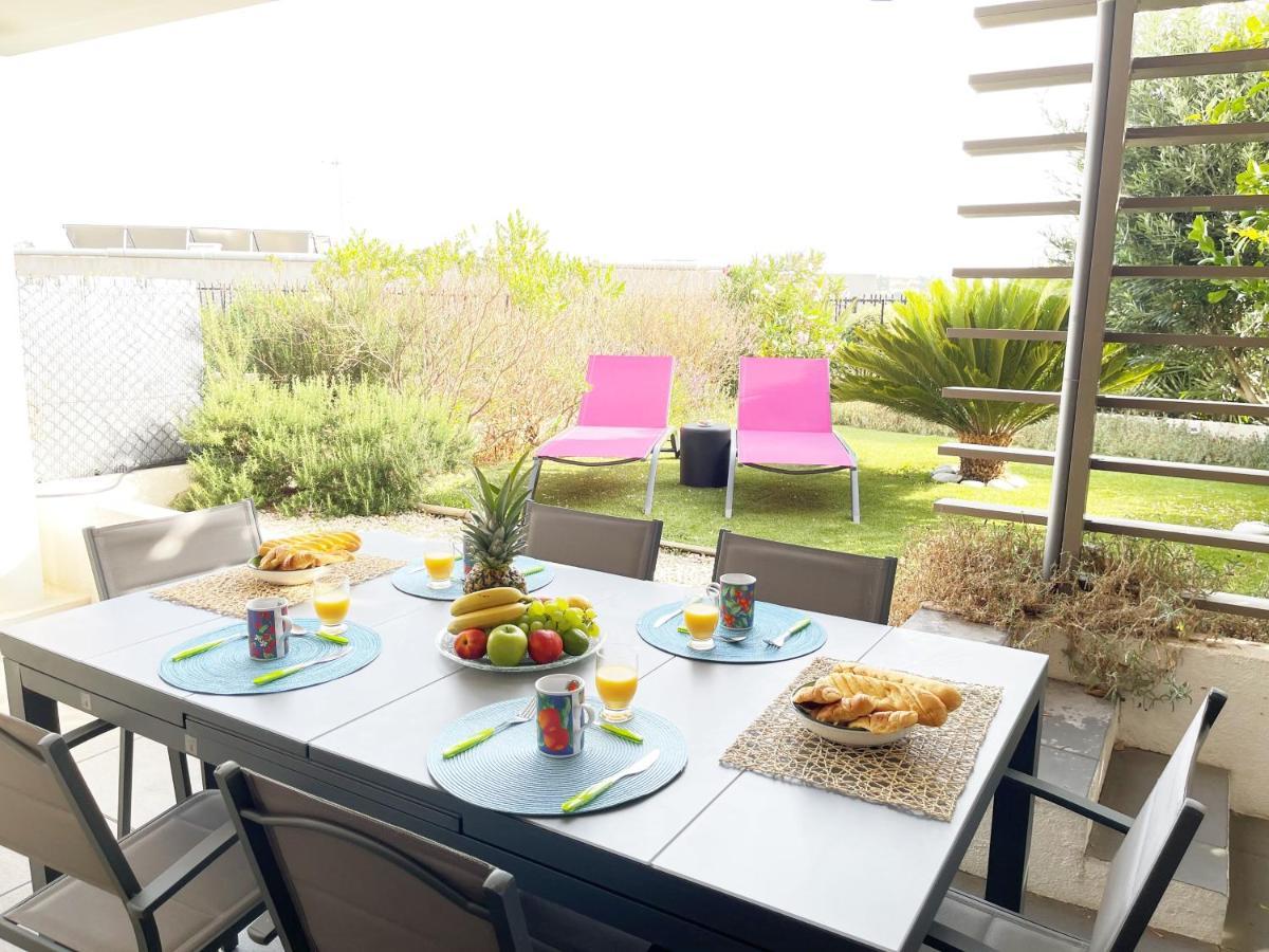 Tres Bel Appartement -Residence Avec Piscine Sur Le Toit Et Vue Panoramique Saint-Raphael  Luaran gambar